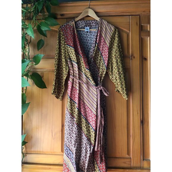 CAbi Poet Jacket Coat Patchwork Belted Pockets Boho Flowy SZ L - Picture 4 of 13